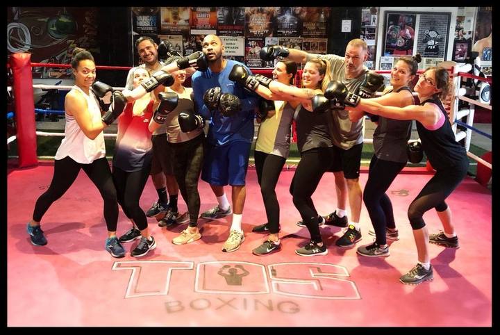 The whole class, gloves up
