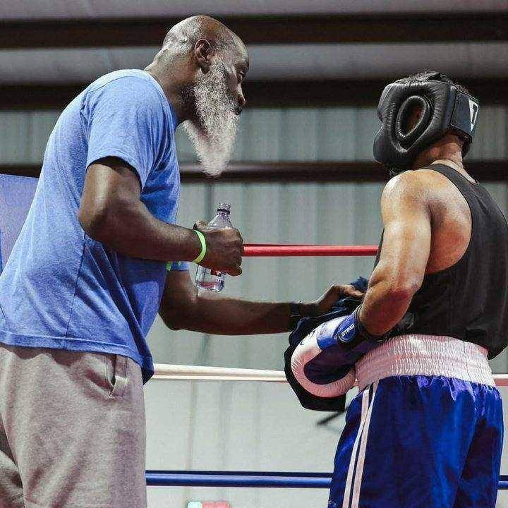Ringside with the corner