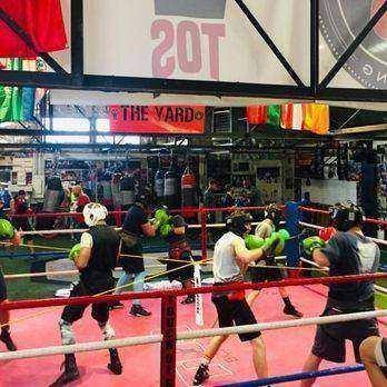 Sparring rounds in the ring