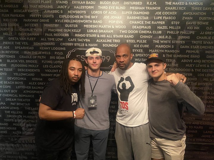 DaVarryl Williamson with his sons